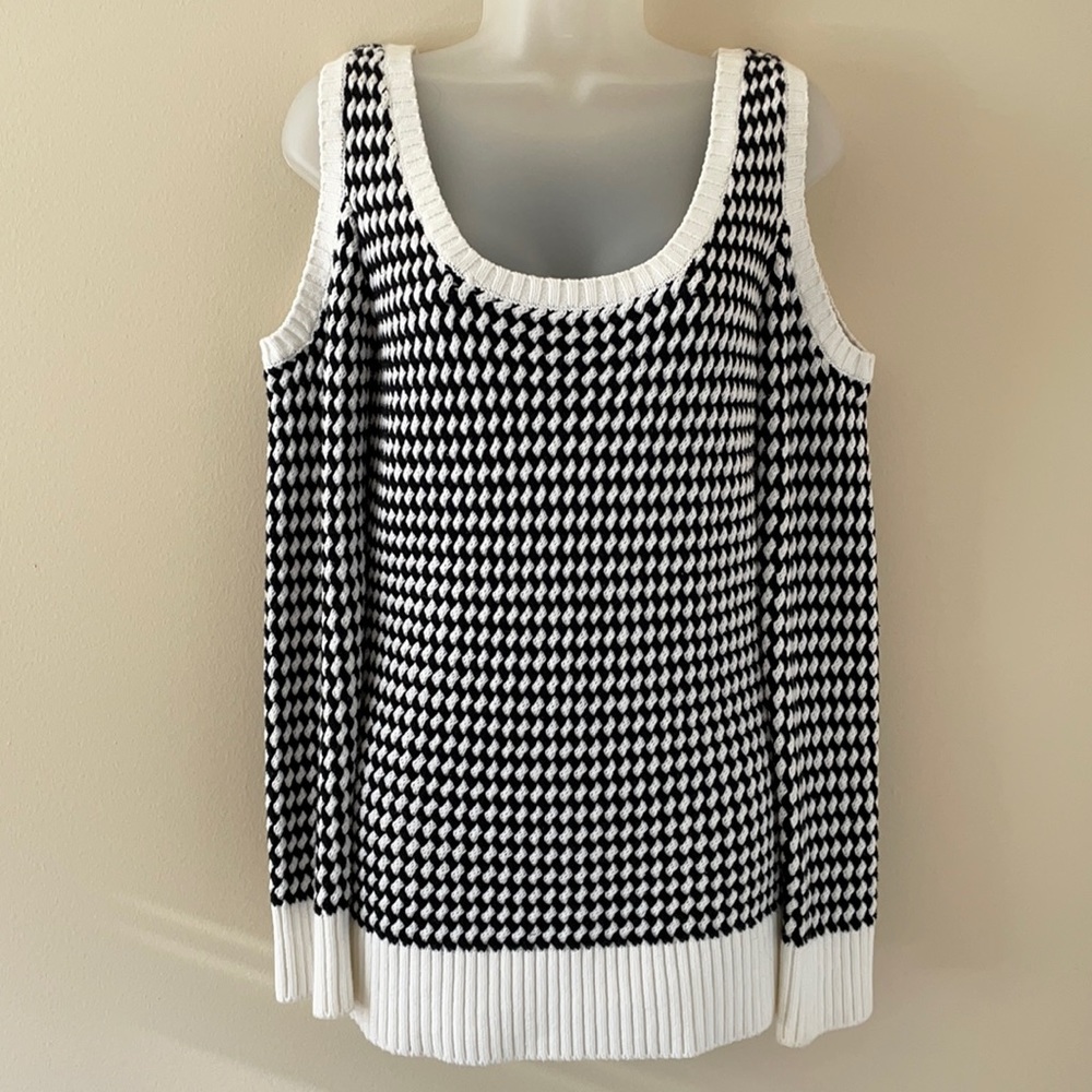 Bebe open shoulders sweater size small